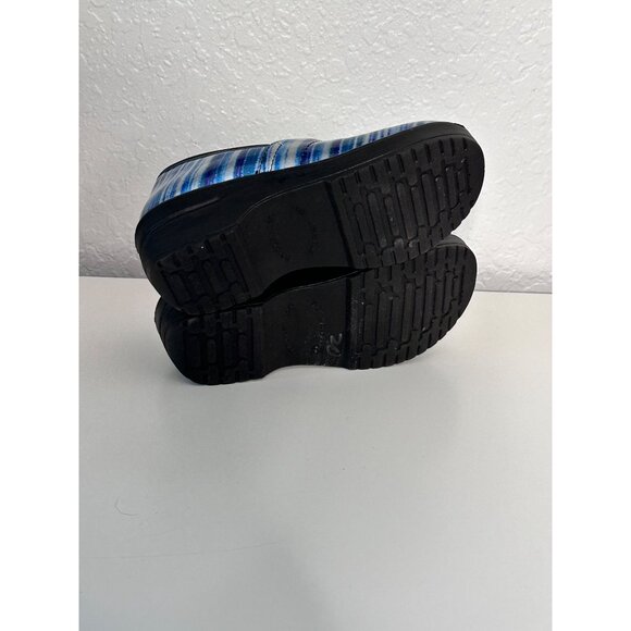 Easy Street Laurie Striped Blue& Silver Women's Clogs Non-Slip Size 5.1/2M - Picture 7 of 8